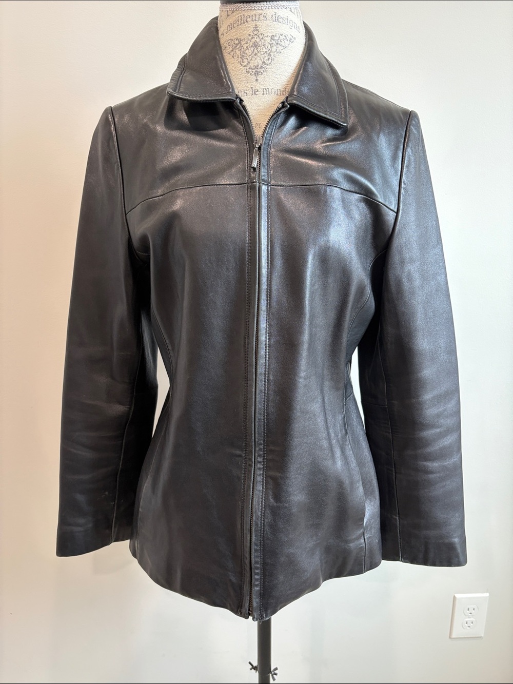 Liz Claiborne Women's Black Leather Zip-Front Jacket